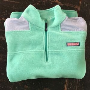 ⛵️Vineyard Vines fleece pullover. LIKE NEW